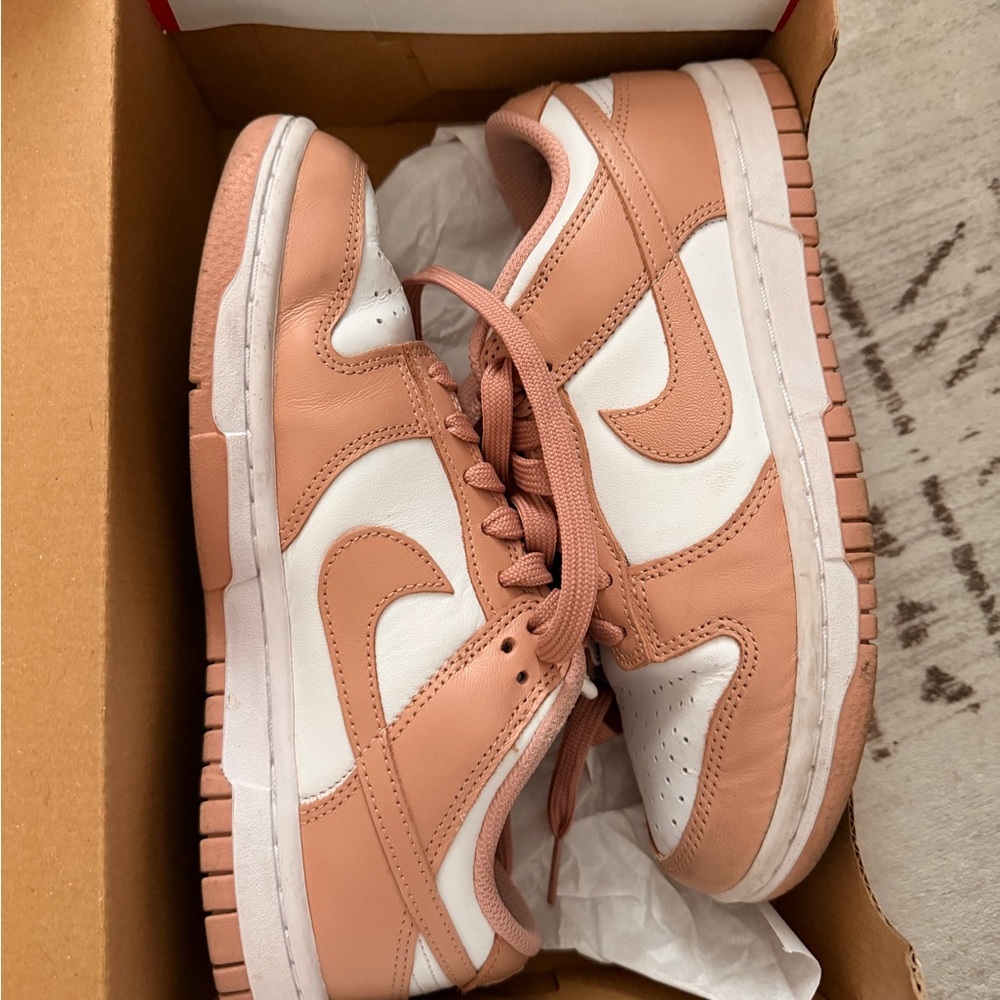 Nike Women's Pink and White Low-Top Sneakers